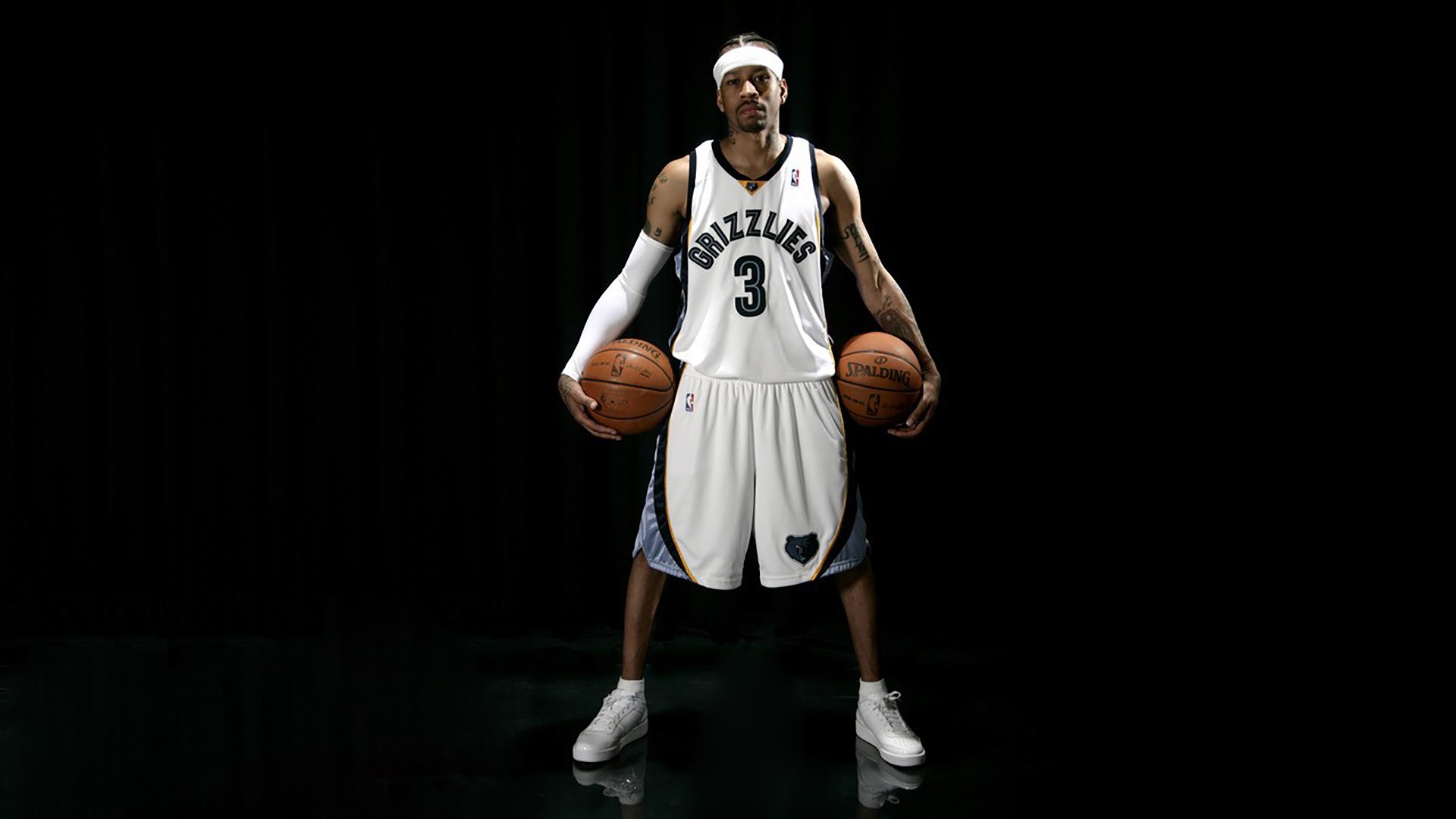 智能穿戴设备统计运动数据，助力运动员科学训练，体育智能穿戴设备